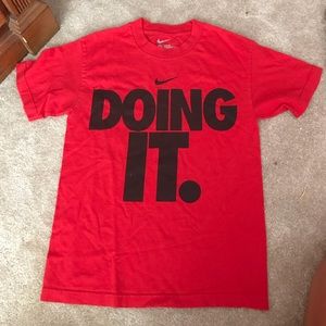 Nike T-shirt